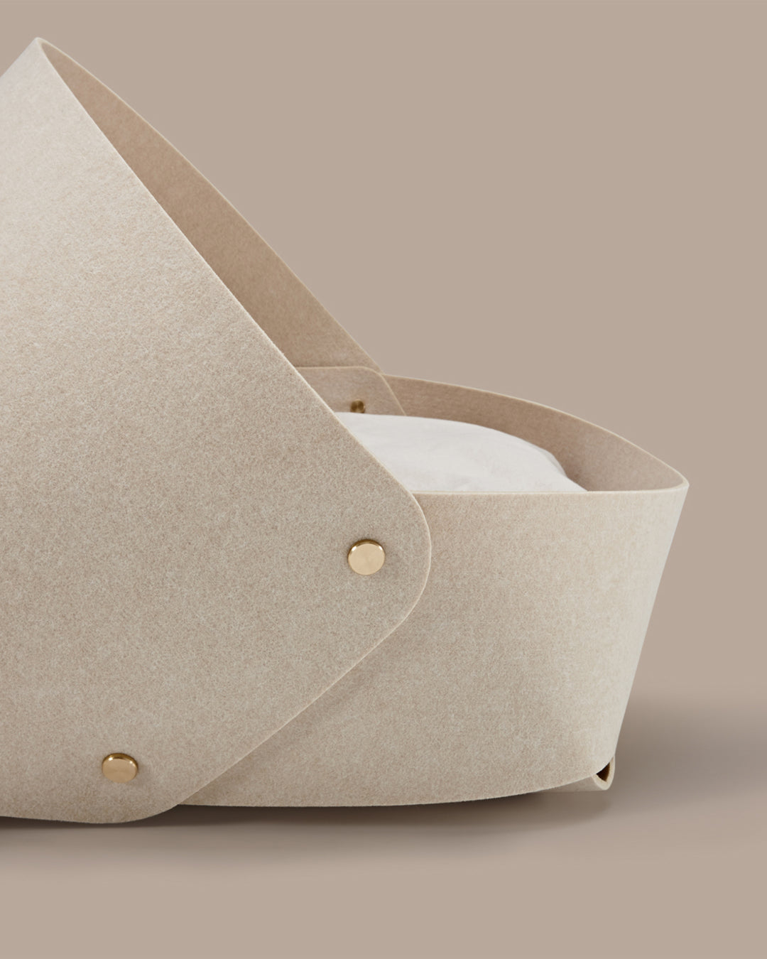 Msdfvs | Oatmeal Tone Pet Bed for Light Indoor Resting Areas