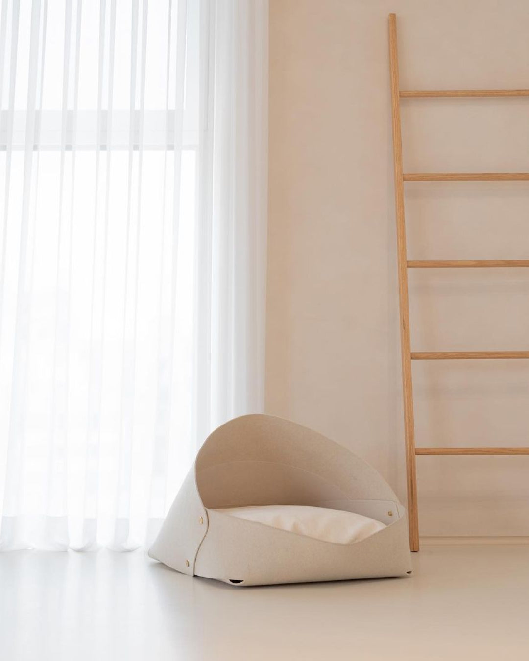 Msdfvs | Oatmeal Tone Pet Bed for Light Indoor Resting Areas