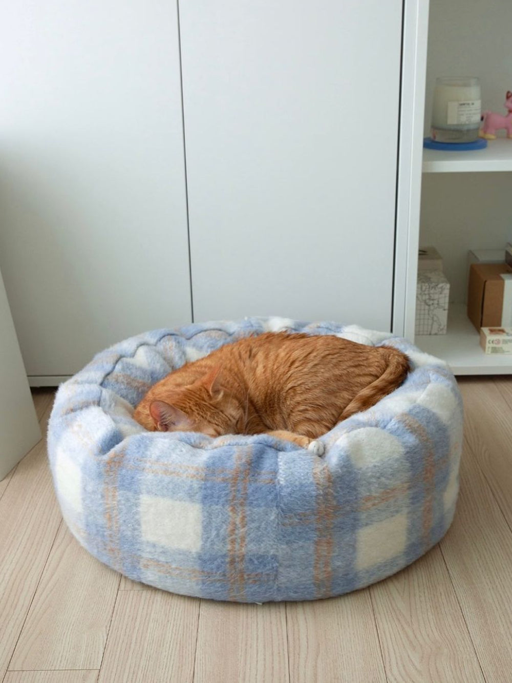 Msdfvs | Plaid Pattern Pet Pouf Cushion for Defined Indoor Pet Zones