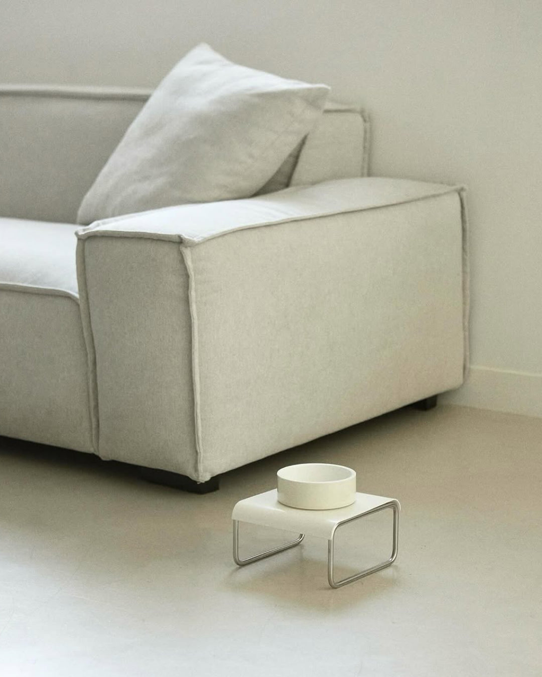 Msdfvs | White Square Pet Dining Set for Organized Indoor Feeding Areas