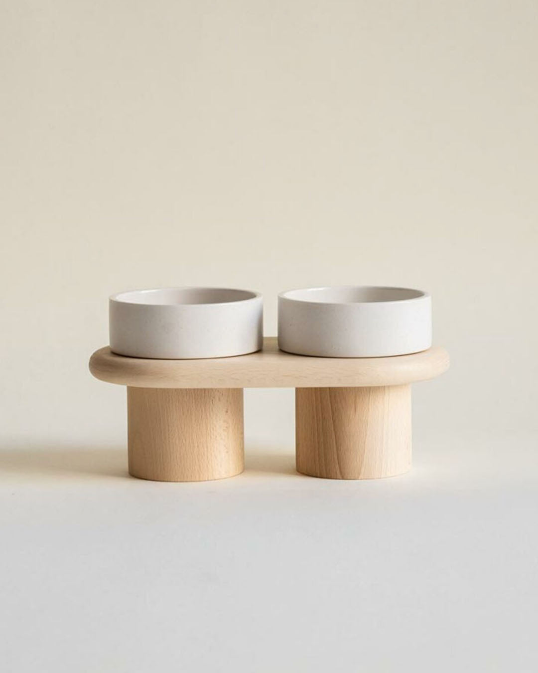 Msdfvs | Snow White Pet Table for Bright and Minimal Indoor Feeding Areas