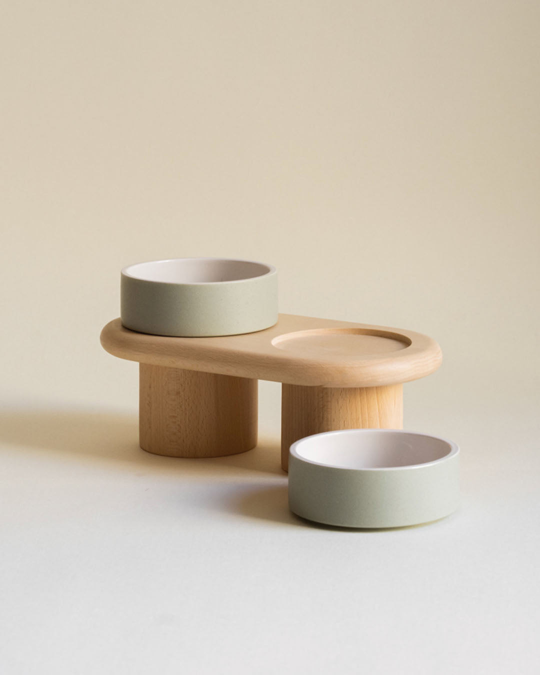 Msdfvs | Soft Green Pet Table for Calm Indoor Feeding Corners