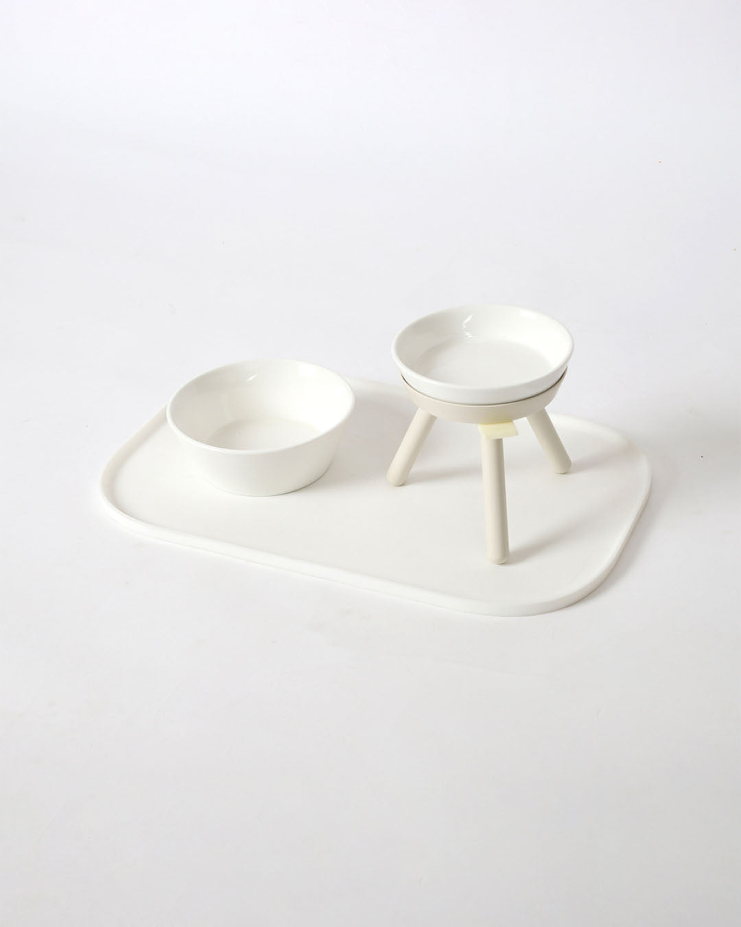 Msdfvs | White Pet Floor Mat for Clean and Defined Indoor Zones