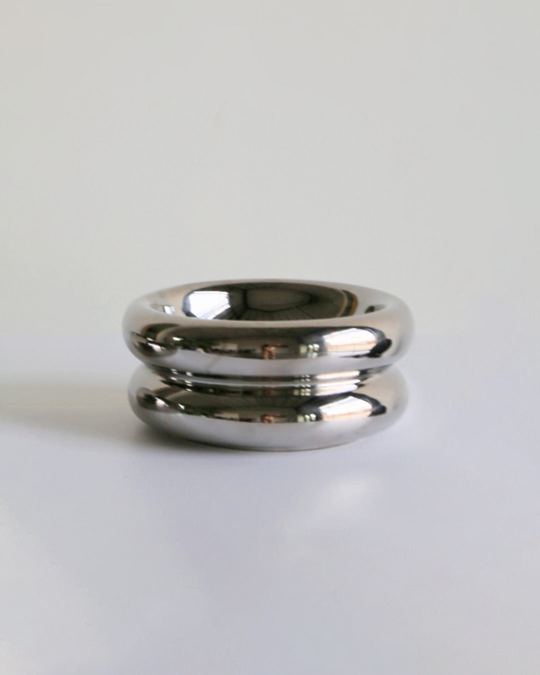 Msdfvs | Chrome Finish Elevated Pet Bowl Stand for Modern Indoor Feeding Areas