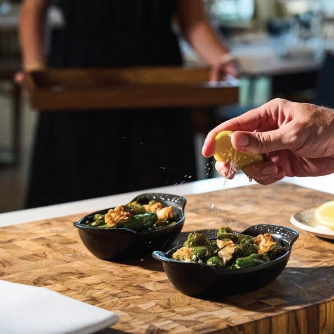 Classic Gourmand Collection Oval Baker - Licorice - Set of Four