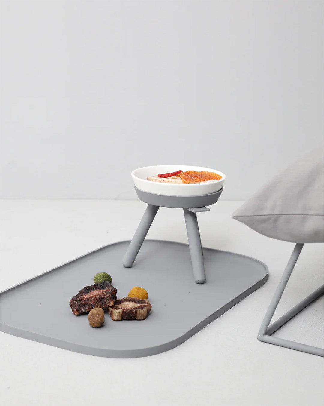 Msdfvs | Gray Tall Pet Table for Visually Anchored Indoor Feeding Areas